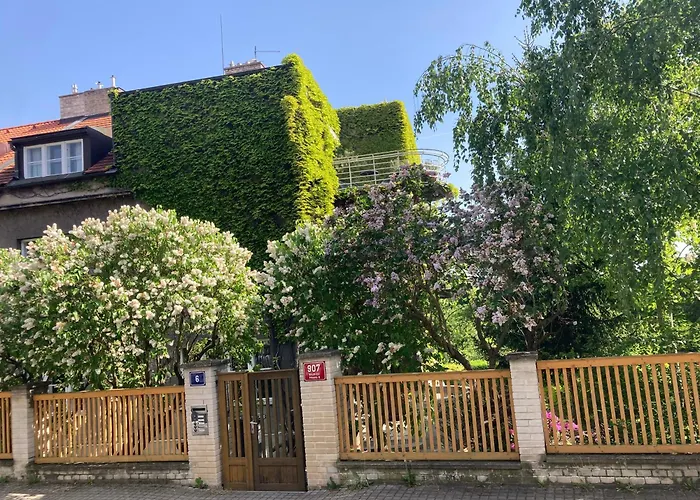 Hanspaulka Apartment